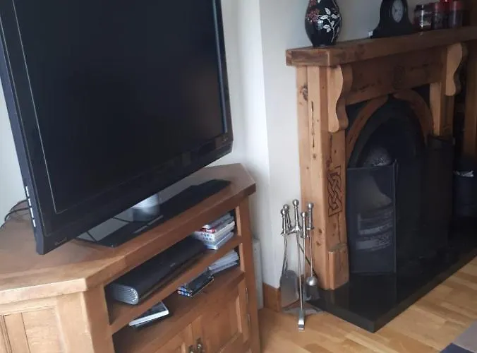 No 9 The Willows, Ballinamore, Entire * Ballinamore